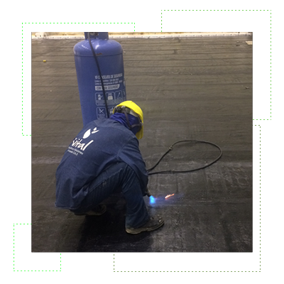 colaboradores en pegado de membrana